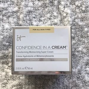 It Cosmetics Confidence in a cream *New Un-opened*